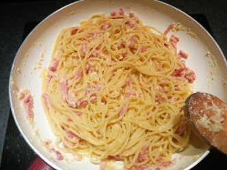 spaghetti carbonara